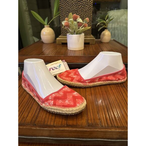 Reef Sunsoaked Size 9 Bella Costa Pink Stripe Slip On Cushioned Espadrilla Flats - Picture 2 of 12